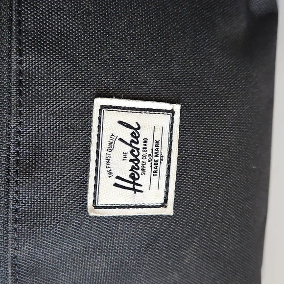 Herschel Black Canvas Belt Bag/ Hip Pack - Picture 3 of 13